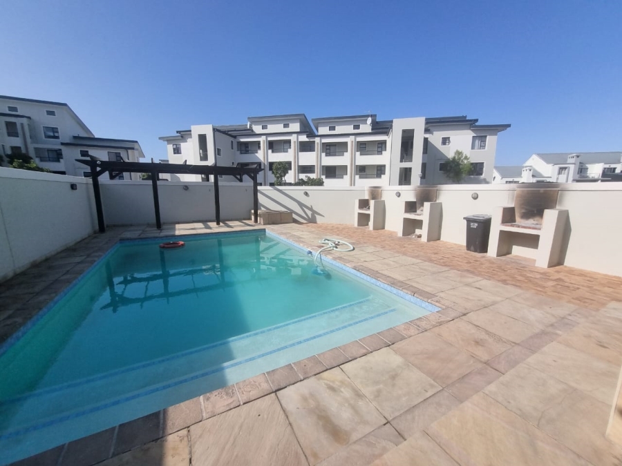 2 Bedroom Property for Sale in Burgundy Estate Western Cape